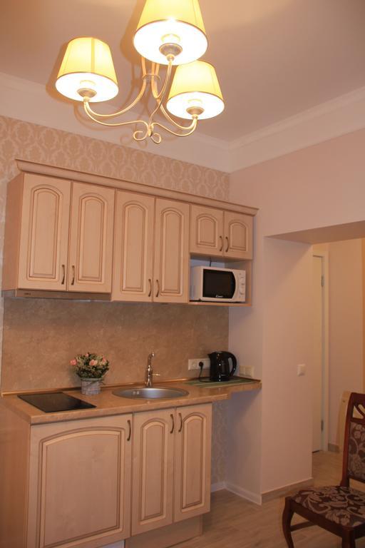 Vilnius Symphony Apartments Room photo